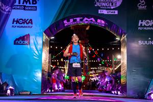 BIB: 5266
                            <button type="button" onclick="openModal(24875198)" class="btn btn-primary btn-sm float-right btn-popup" data-toggle="modal" data-target=".modal-high-quality">
                        <i class="fas fa-shopping-cart"></i> Add to Cart
                    </button>
                                            <button type="button" onclick="isThisMe(24875198, true)" class="btn btn-success btn-sm float-right btn-popup btn-isme hidden" data-toggle="tooltip" data-placement="bottom" title="นี่คือรูปของคุณใช่ไหม คลิกที่นี่เพื่อเอาเข้าอัลบั้ม">
                        <i class="fas fa-plus"></i> Add to album
                    </button>
                    <button type="button" onclick="isThisMe(24875198, false)" class="btn btn-warning btn-sm float-right btn-popup btn-isnotme hidden">
                        <i class="fas fa-ban"></i> Remove from album
                    </button>